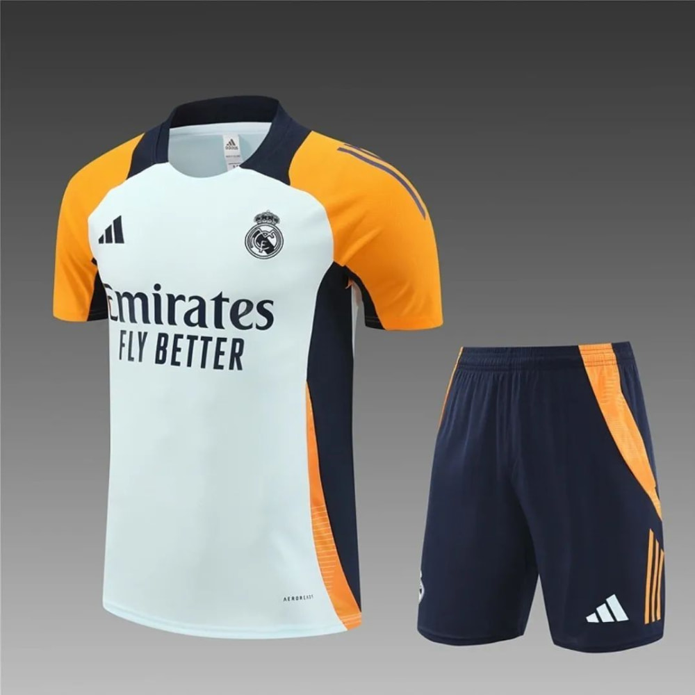 Custom T-Shirt Printing Dubai – Personalized Logo Printed T-Shirts by Notebook Advertising LLC