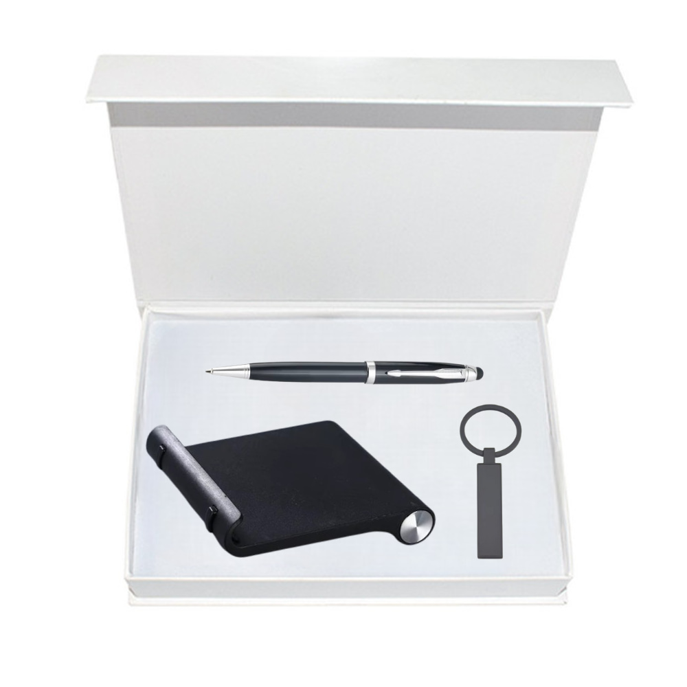 Corporate gifts in Dubai – Premium branded gift sets for clients and employees